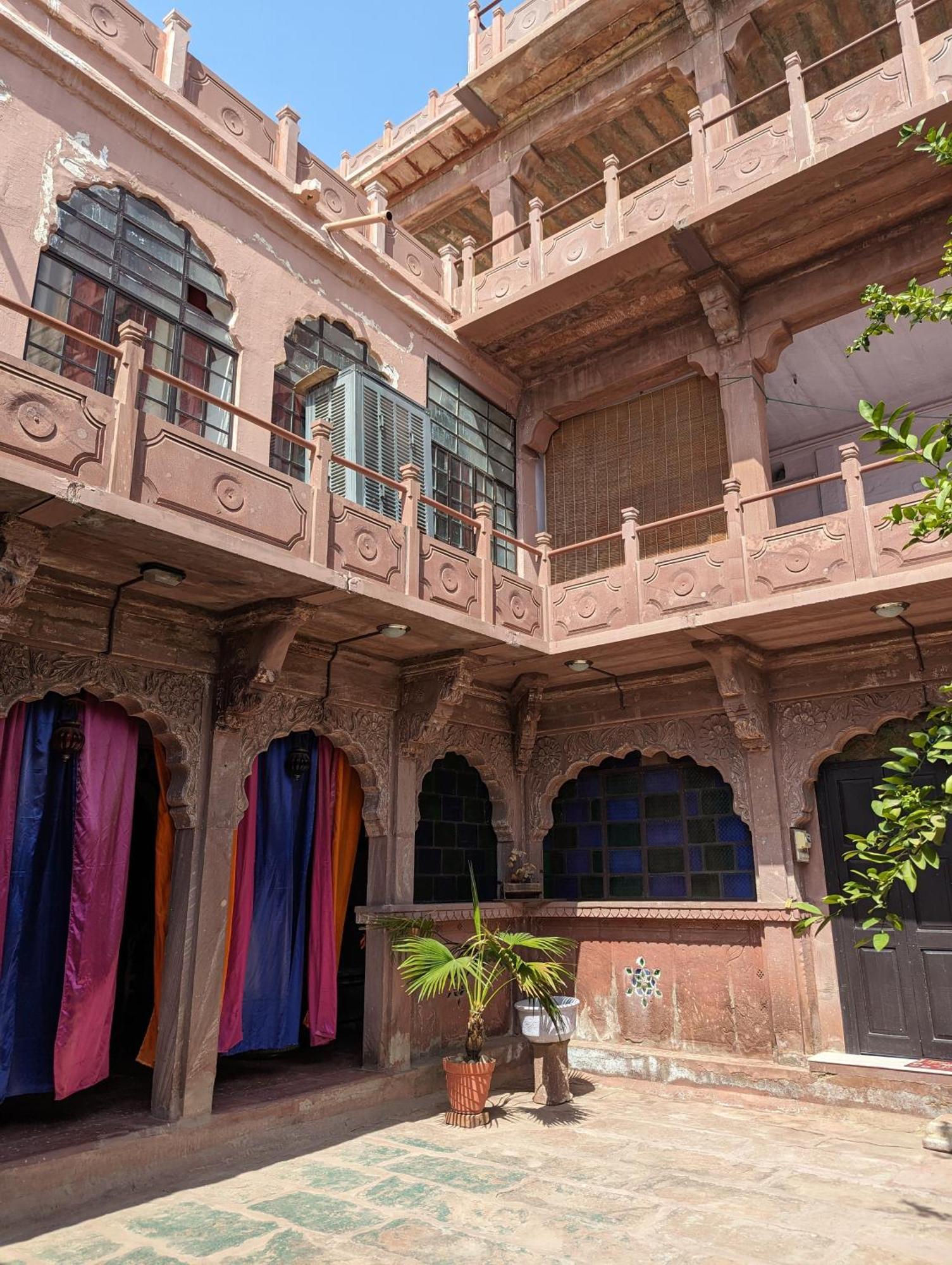 Sadar Haveli Heritage จ๊อดปูร์ ภายนอก รูปภาพ