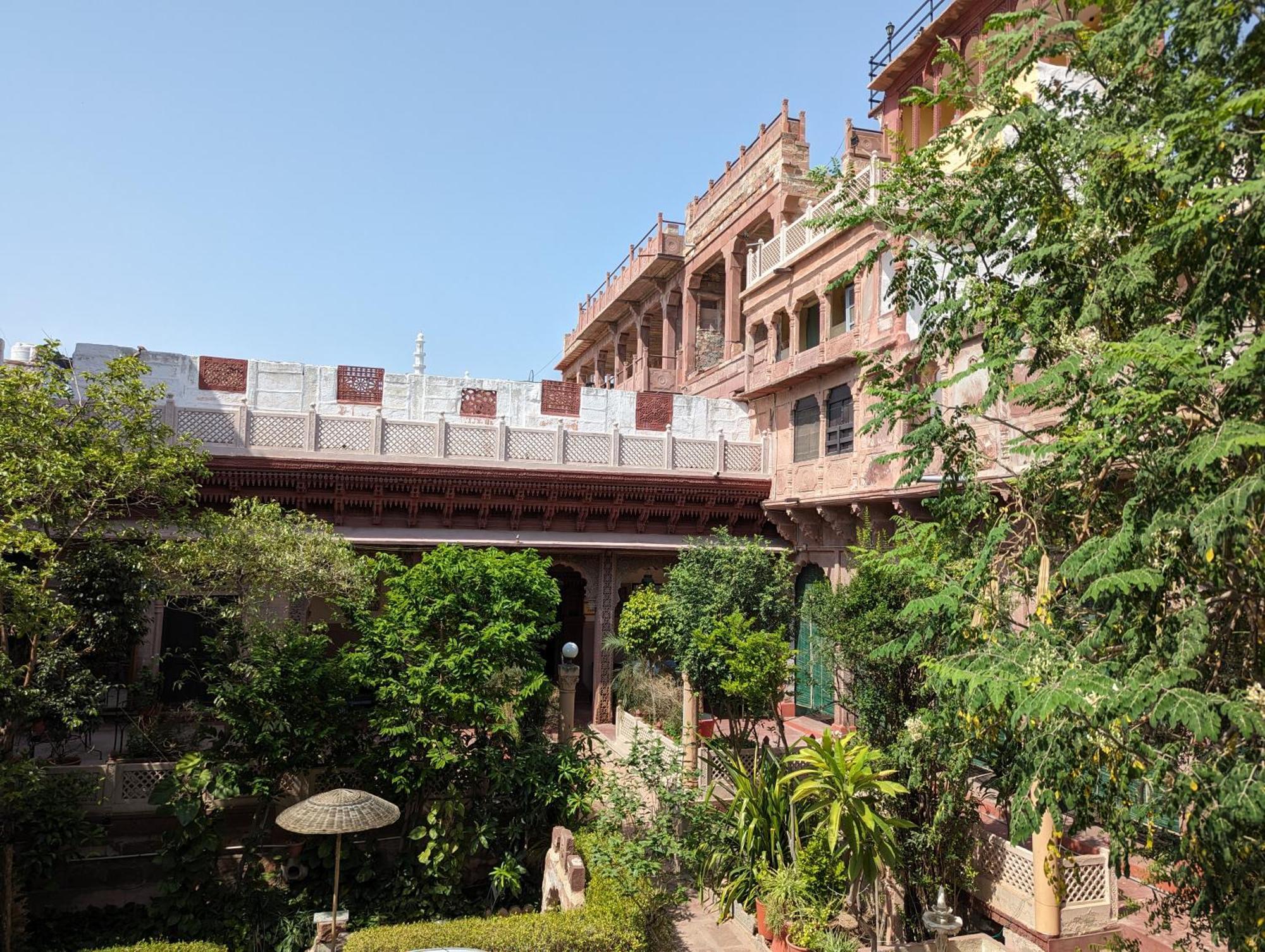 Sadar Haveli Heritage จ๊อดปูร์ ภายนอก รูปภาพ